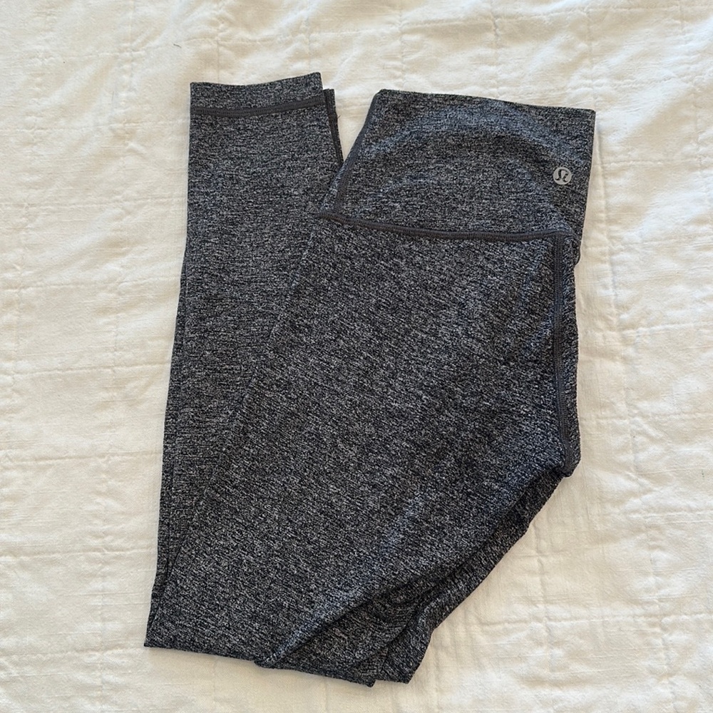 Lululemon Heather gray align leggings